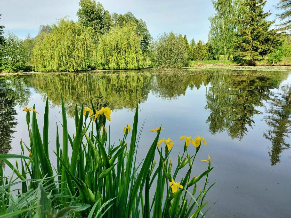 Dom Wakacyjny Z Ogromnym Ogrodem Witaszyn Exteriör bild